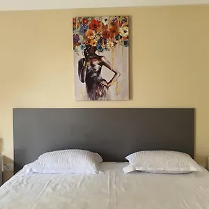 Sia Otel