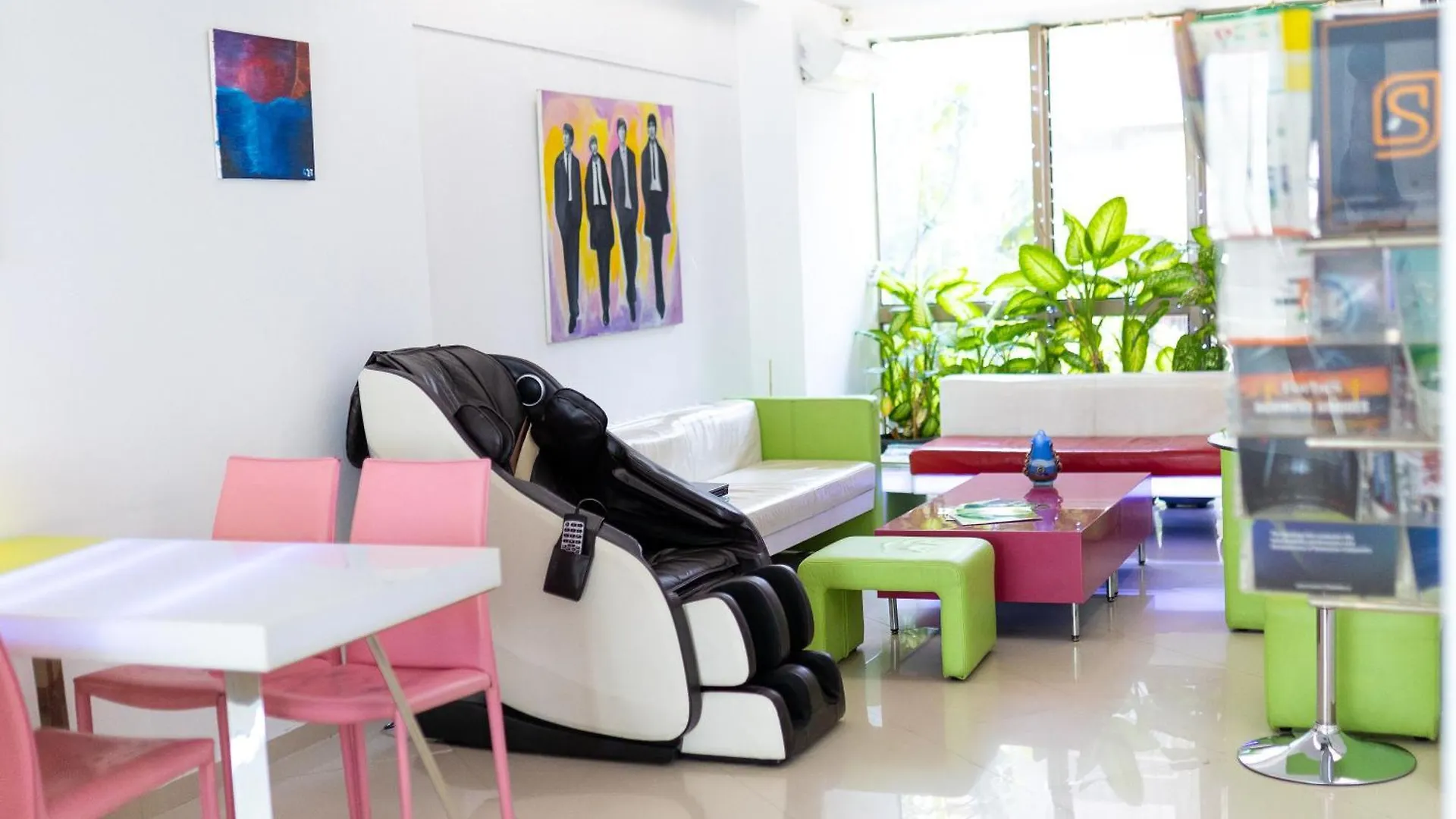 Christina Hotel Βουκουρέστι 4*,